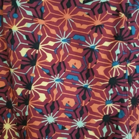 LULAROE | Kaleidoscope Tech Leggings O/S - Picture 4 of 5
